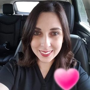 Meet your Posher, Laura